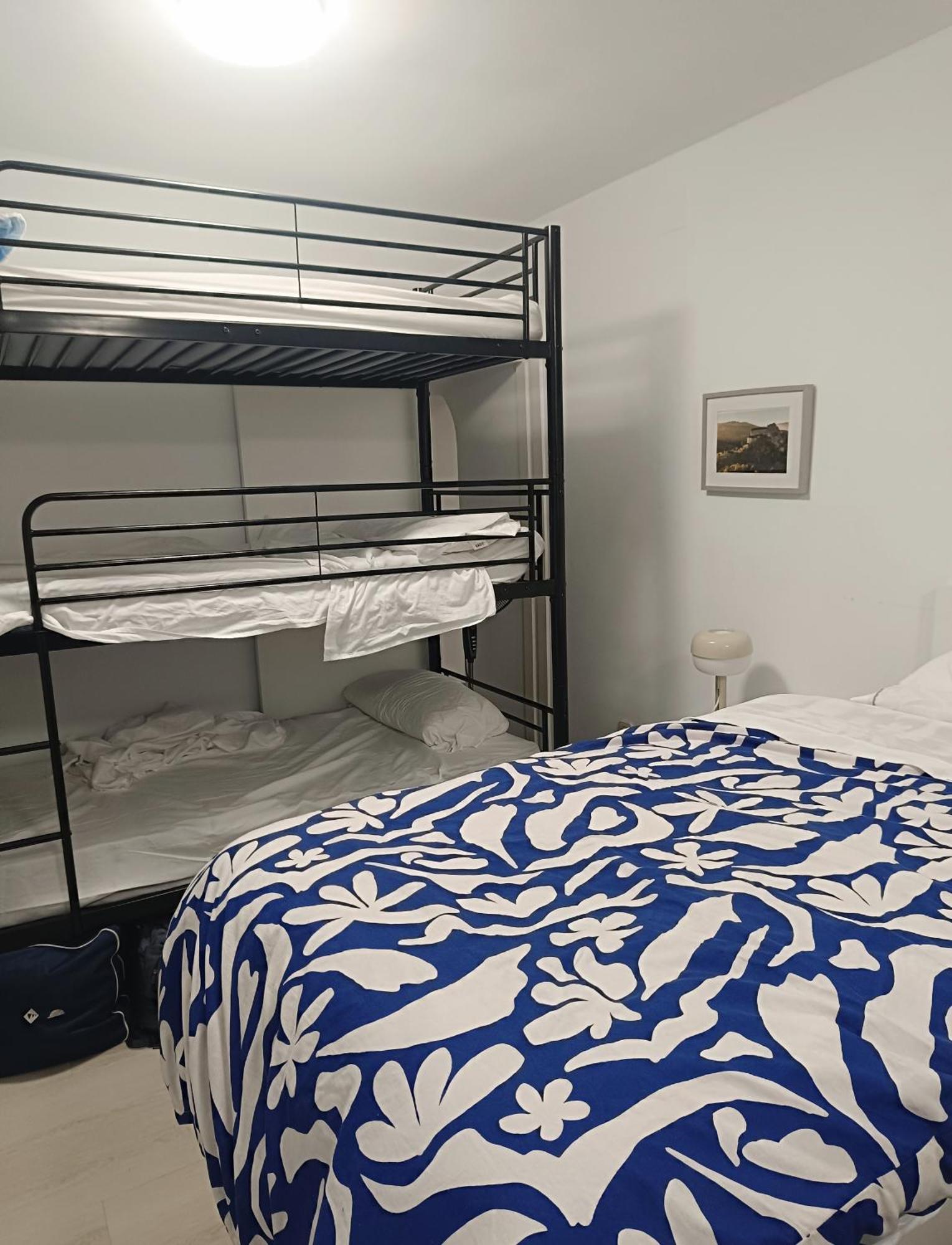Hostel Latimoamericano Masculino Madrid Dış mekan fotoğraf