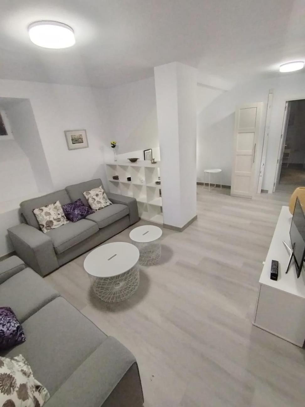 Hostel Latimoamericano Masculino Madrid Dış mekan fotoğraf